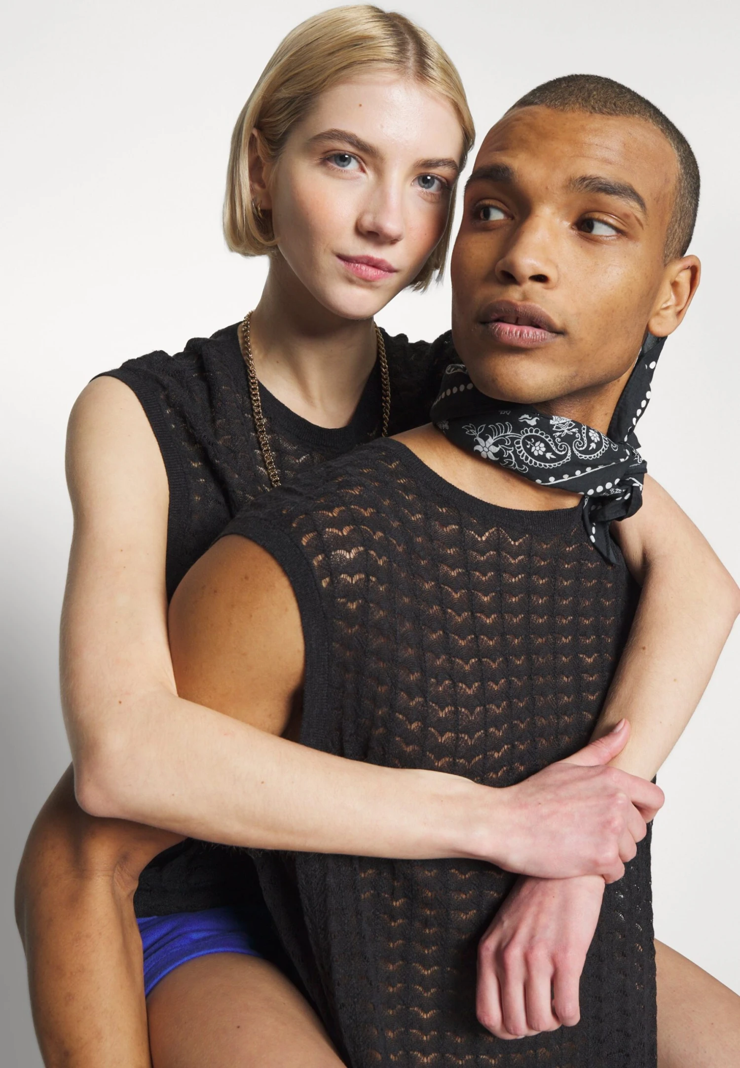 YOURTURN Sheer- Jumper - Black - Image 4