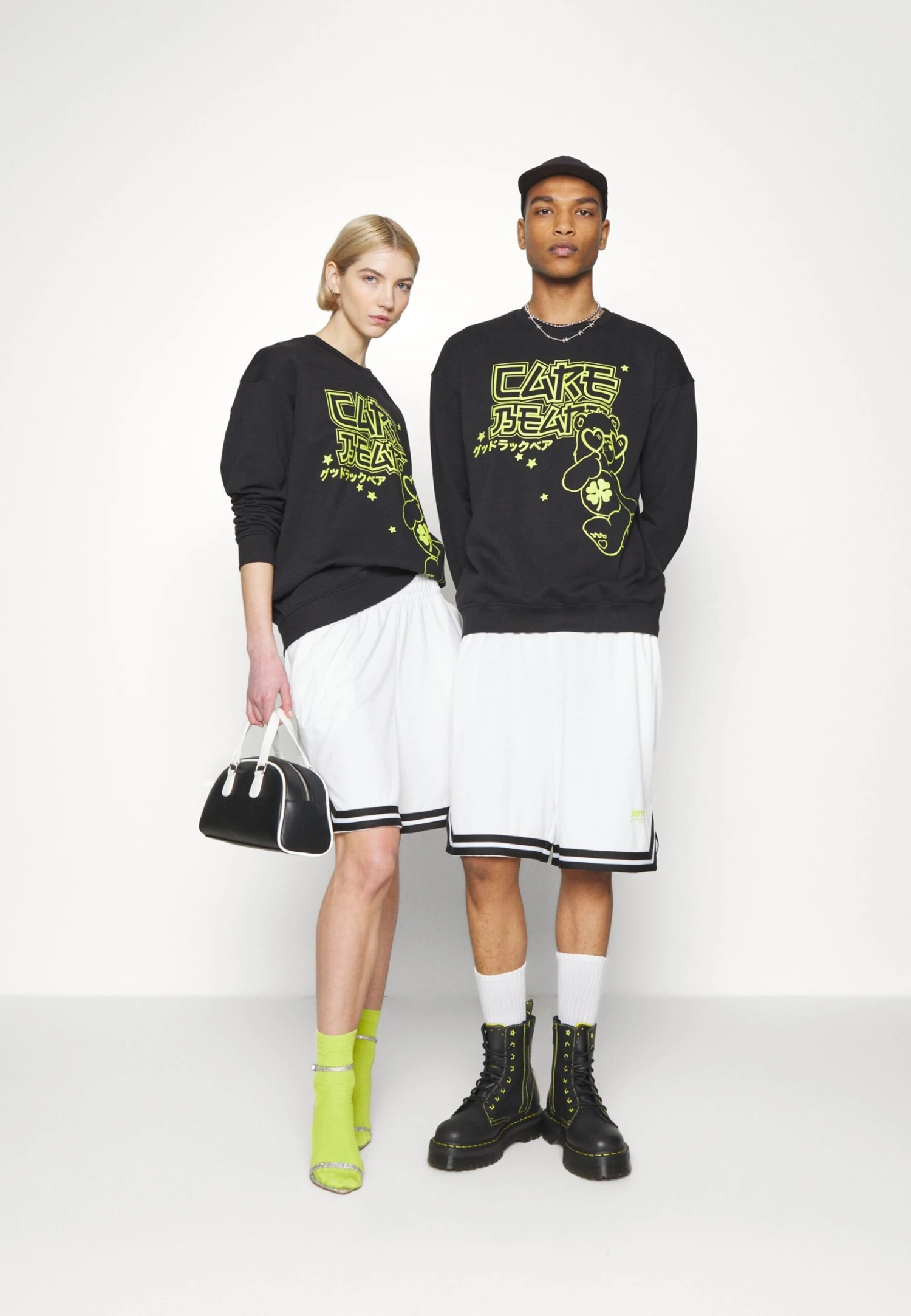 YOURTURN Care Bears Unisex - Sweatshirt - Black - Image 2