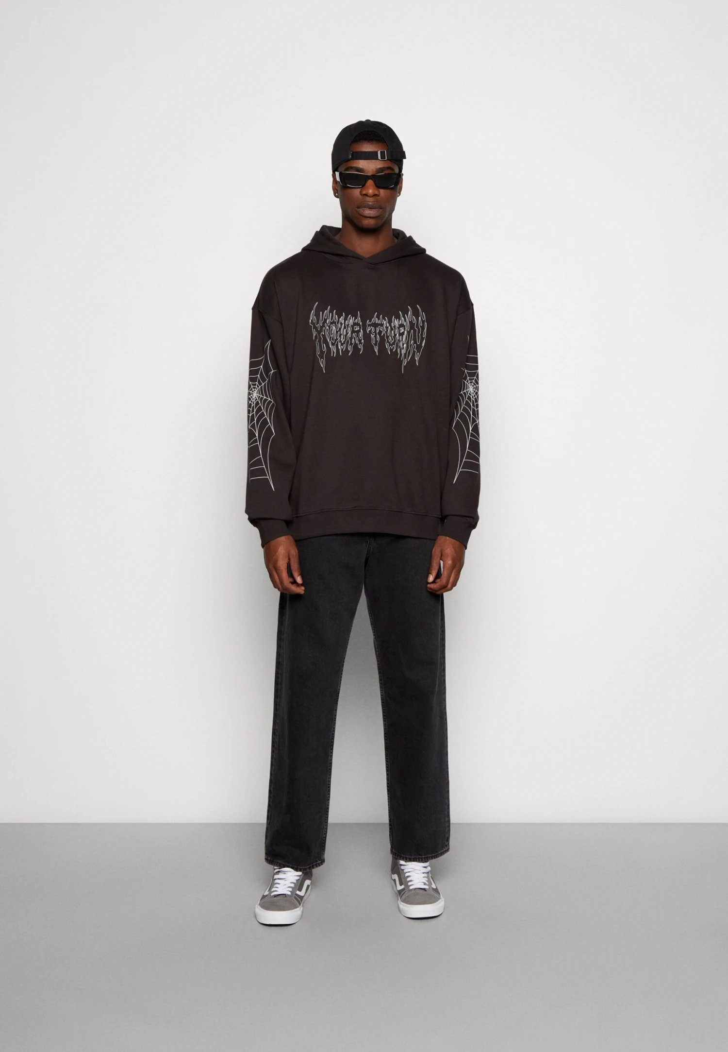 YOURTURN Spiderweb Unisex - Hoodie - Black - Image 2