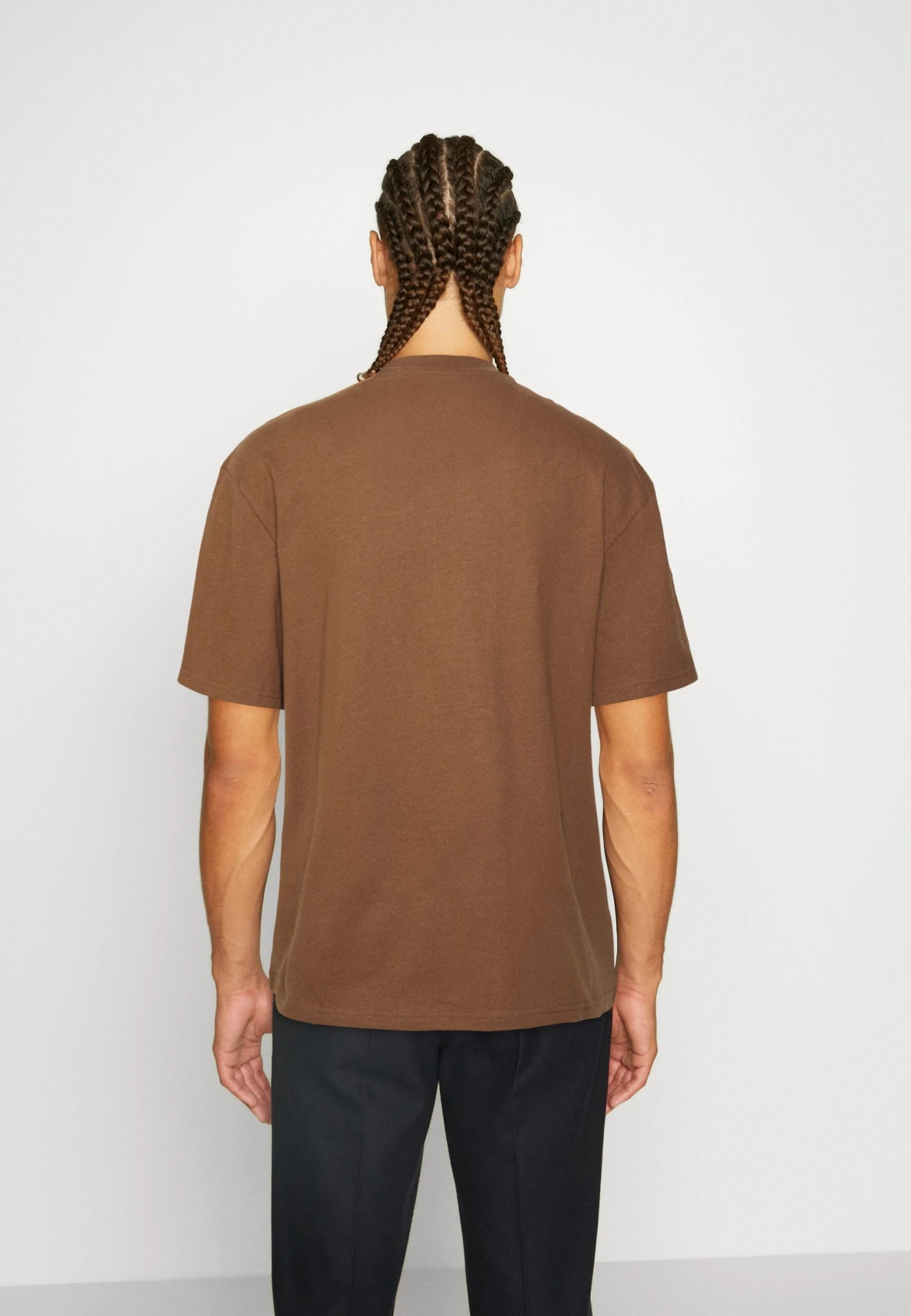YOURTURN Unisex - Basic T-Shirt - Brown - Image 3