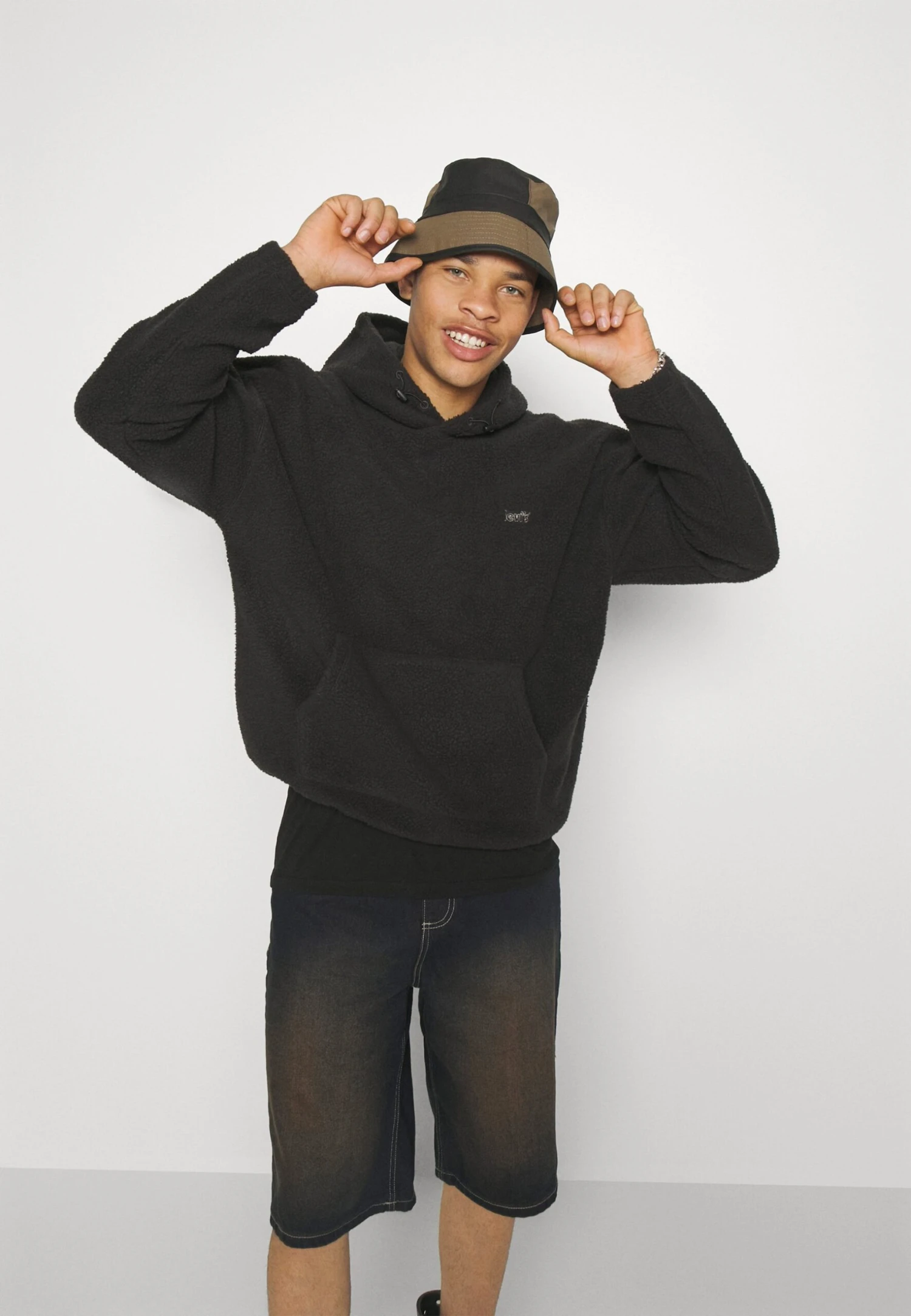 YOURTURN Unisex - Denim Shorts - Dark Blue Denim - Image 4