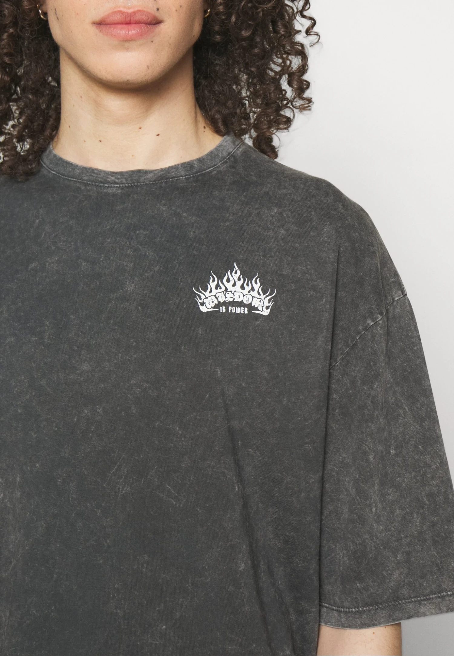 YOURTURN Skull Graphic Tee Unisex - Print T-Shirt - Mottled Black - Image 6