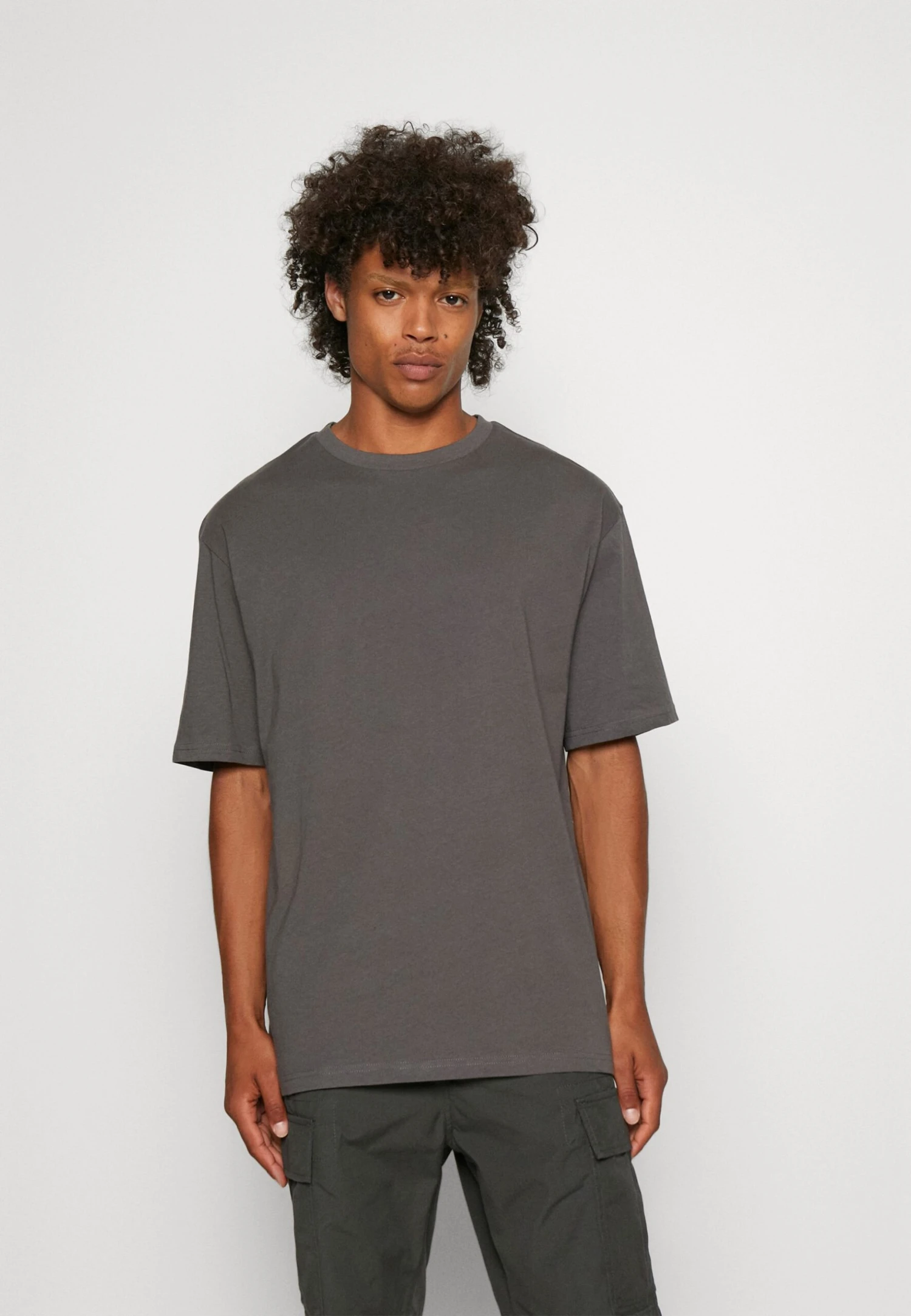 YOURTURN 3Pack Unisex - Basic T-Shirt - White/Dark Grey /Dark Brown - Image 4