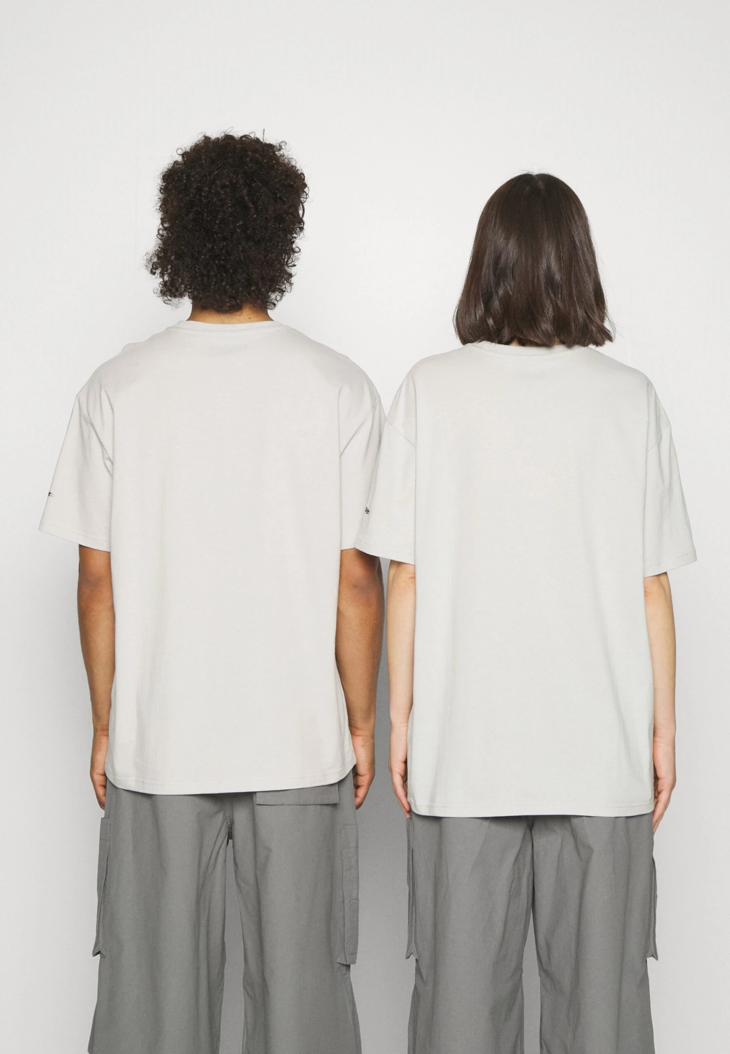 YOURTURN Unisex - Print T-Shirt - Light Grey - Image 3