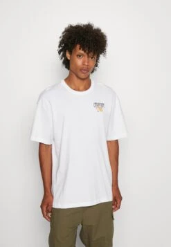 YOURTURN Orange Fruit Graphic Tee- Print T-Shirt - White