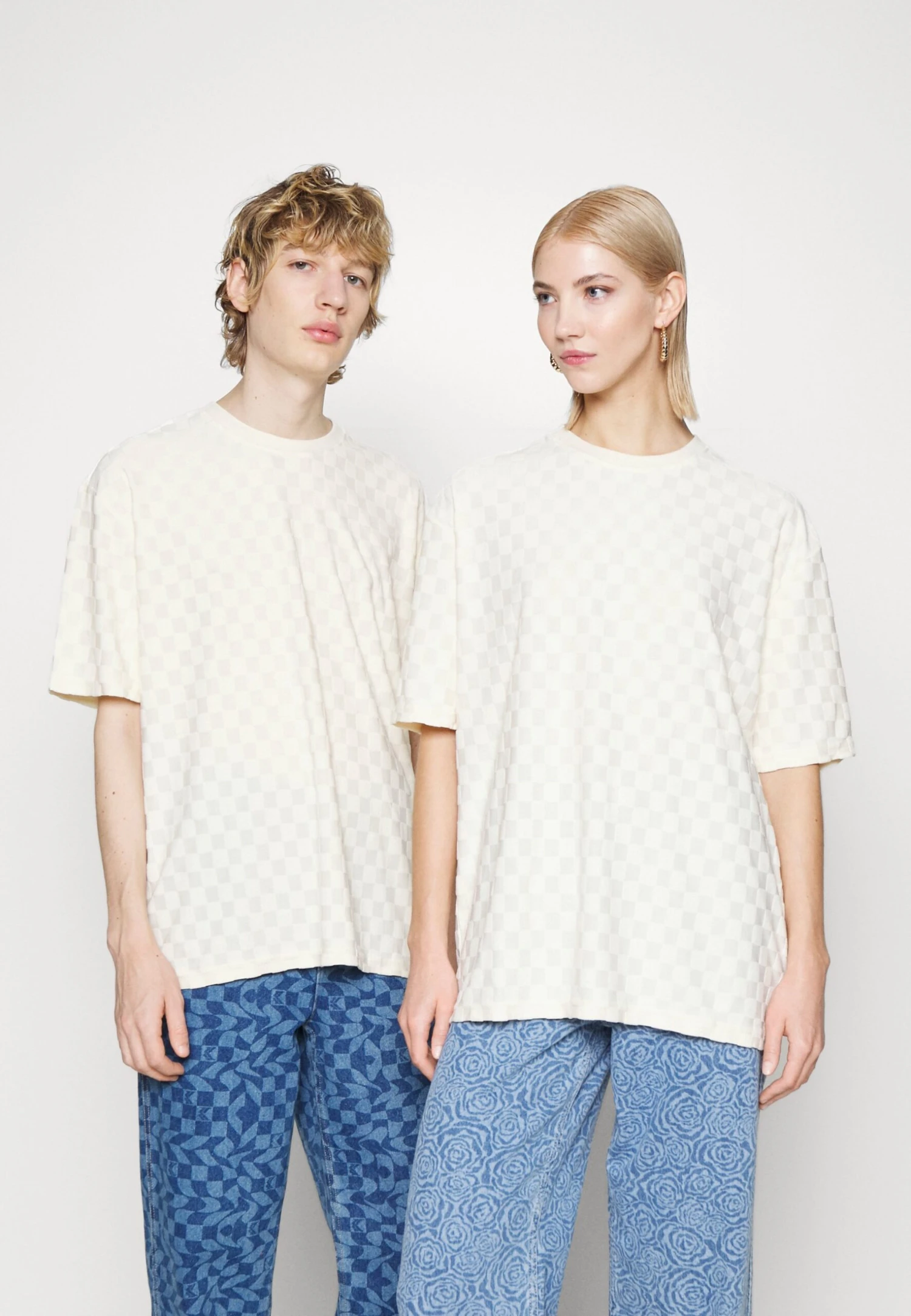 YOURTURN Unisex - Print T-Shirt - Off-White