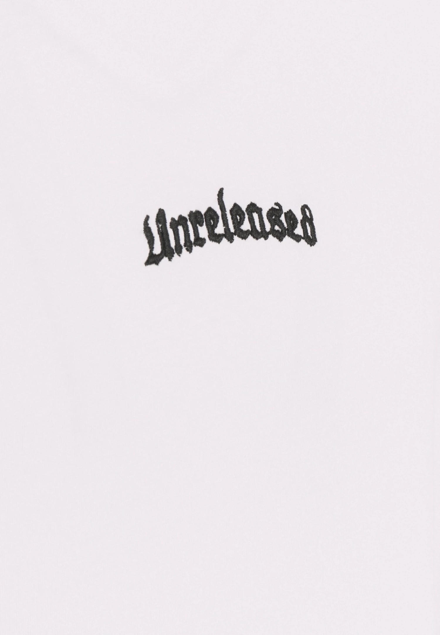 YOURTURN Unisex - Basic T-Shirt - Lilac - Image 3